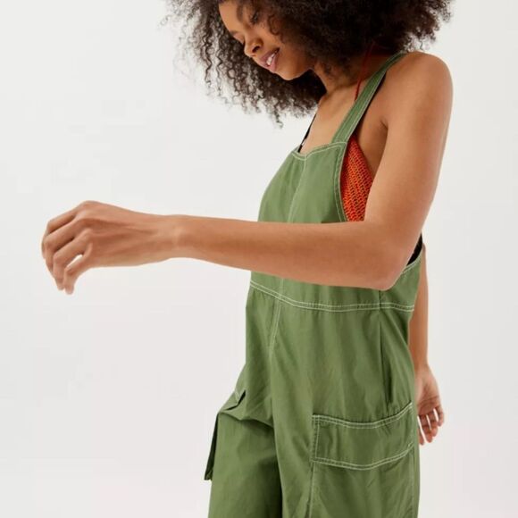 Urban Outfitters Cynthia Cargo Jumpsuit - Picture 4 of 5